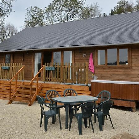 Woodlands Cottage Treignac Экстерьер фото
